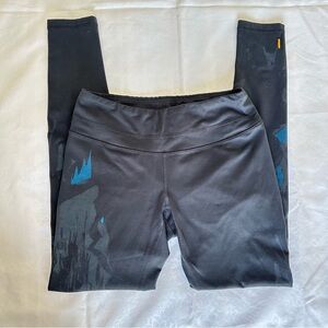 Lucy Activewear Workout Leggings Sz M Abstract print Blue & Black